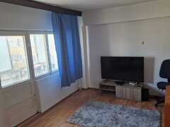 Barca, apartament 2 camere decomandat, 56 mp, zona excelenta